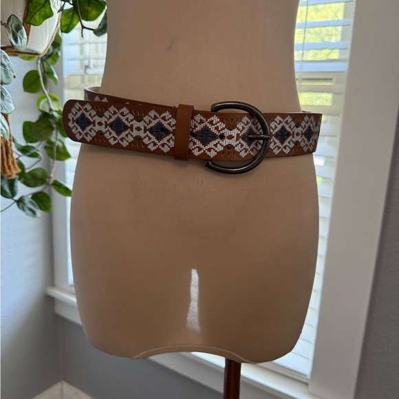 NWT Lucky Brand Southwestern Embroidered Leather Belt Bohemian main image 8